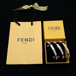 Picture of Fendi Bracelet _SKUFendibracelet05cly448576